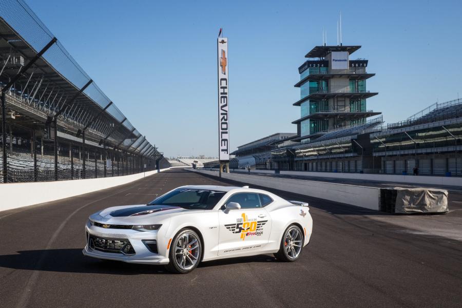  Chevrolet Camaro SS Indy 500 Pace Car 2016 года  (фото 12 из 15)